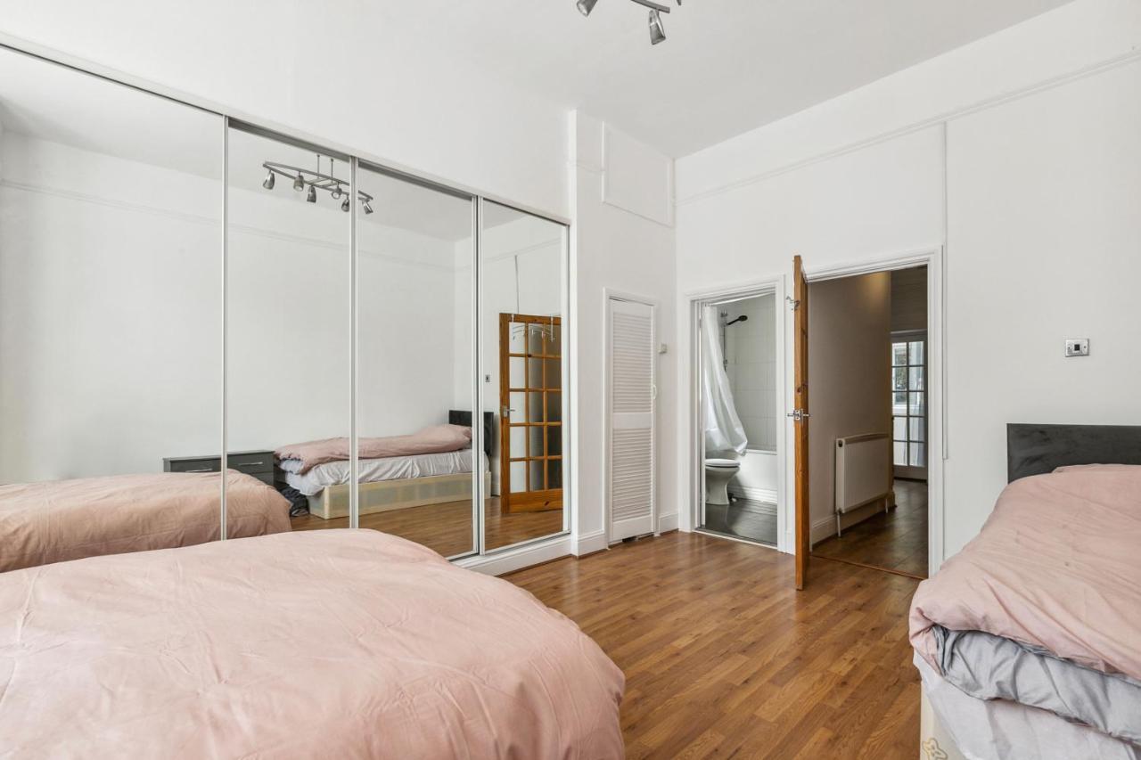Cozy Wimbledon Apartment London Exterior foto