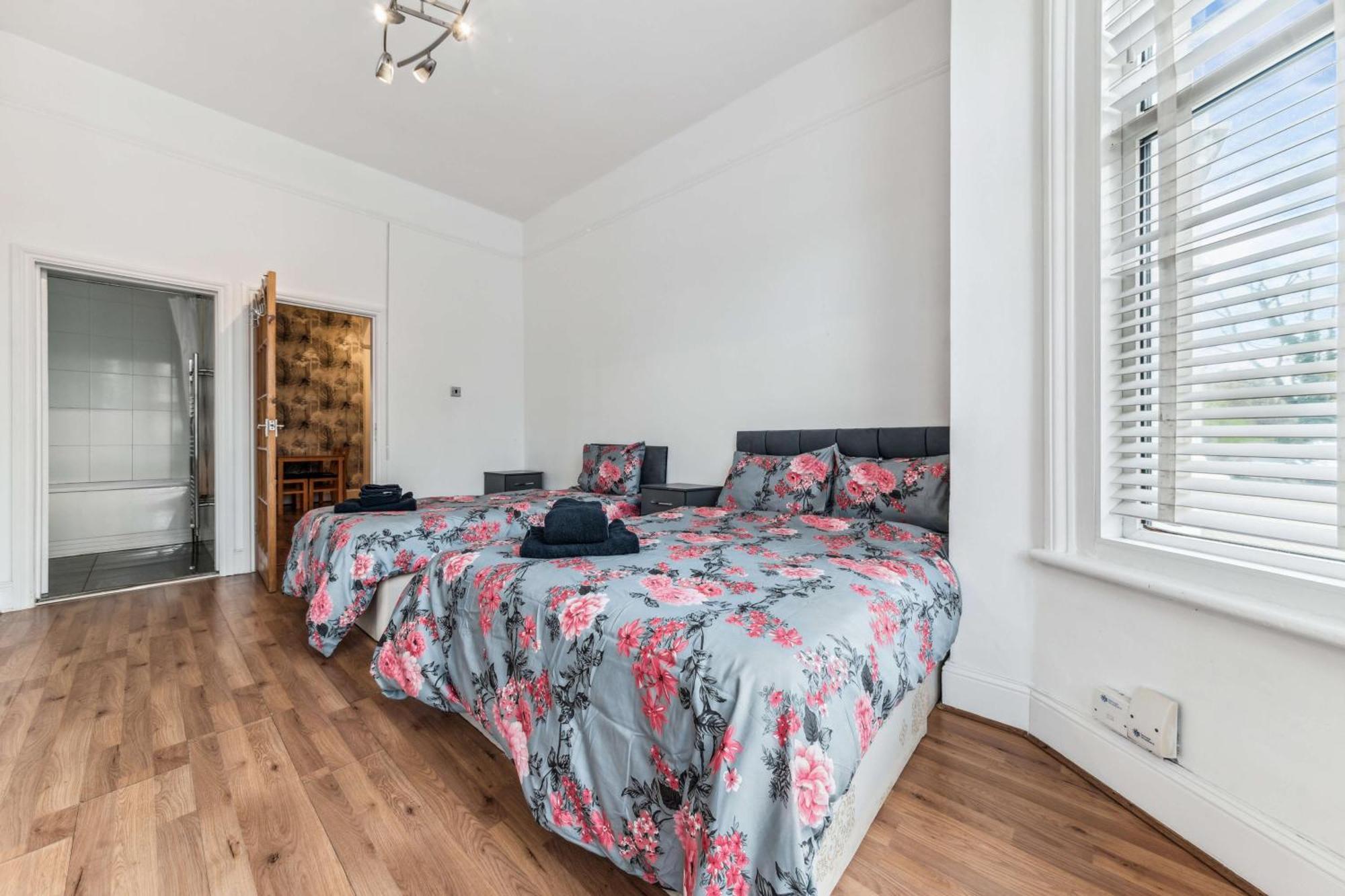 Cozy Wimbledon Apartment London Exterior foto